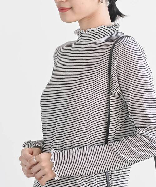 rps（アールピーエス）の「襟シャーリングメローカットソー（Tシャツ/カットソー・レディース・モカ/ブラック/その他/オフホワイト/グレー・フリー）」の12枚目の写真