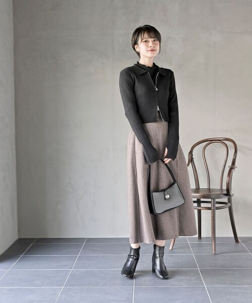 rps（アールピーエス）の「襟シャーリングメローカットソー（Tシャツ/カットソー・レディース・モカ/ブラック/その他/オフホワイト/グレー・フリー）」の21枚目の写真