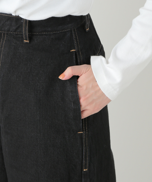 LIVINGTONE(リヴィントーン)の「LIVINGTONE DOLK TURN UP LONG LT-DOLK-07:デニムパンツ(デニムパンツ・レディース・ブラック・36/38)」の14枚目の写真