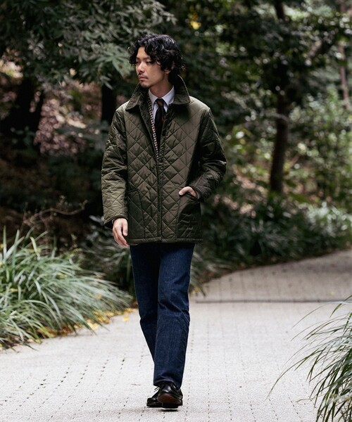 Barbour（バブアー）の「Barbour / LIDDESDALE ナイロン キルティングジャケット（ブルゾン・メンズ・ブラック/グリーン系その他5・34/36/40/42/38）」の3枚目の写真