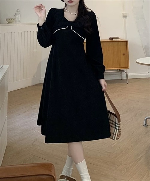 FREE STYLISTS(フリー スタイリスト)の「パールリボンフレアワンピース(ワンピース・レディース・ブラック/ボルドー・L/M/XL)」の1枚目の写真