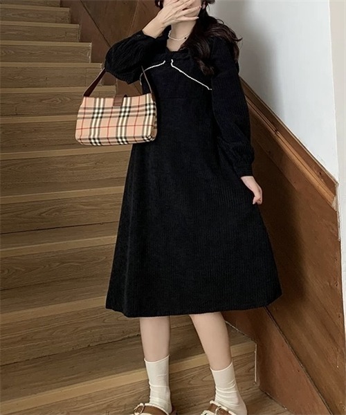 FREE STYLISTS(フリー スタイリスト)の「パールリボンフレアワンピース(ワンピース・レディース・ブラック/ボルドー・L/M/XL)」の7枚目の写真