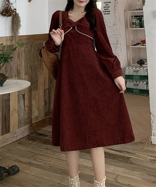 FREE STYLISTS(フリー スタイリスト)の「パールリボンフレアワンピース(ワンピース・レディース・ブラック/ボルドー・L/M/XL)」の15枚目の写真