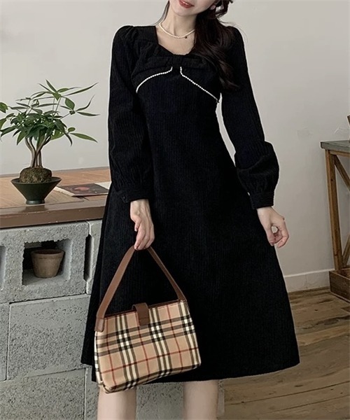 FREE STYLISTS(フリー スタイリスト)の「パールリボンフレアワンピース(ワンピース・レディース・ブラック/ボルドー・L/M/XL)」の10枚目の写真