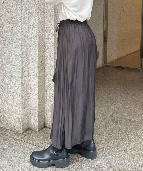 INGNI（イング）の「サテンスカーチョ（その他パンツ・レディース・ブラウン/チャコールグレー/カーキ/ライトグレー・FREE）」の21枚目の写真