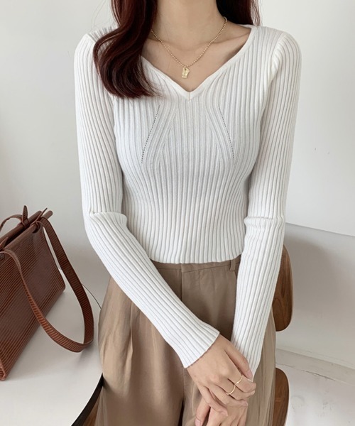 Miniministore(ミニミニストア)の「ニットトップス Vネックセーター 春秋冬(ニット/セーター・レディース・ライトベージュ/ホワイト・FREE)」の3枚目の写真