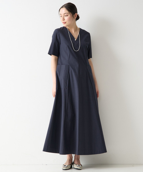 Tiara（ティアラ）の「《亀恭子さんコラボ》ワンピース（ワンピース・レディース・ベージュ/ネイビー・2/3）」の3枚目の写真