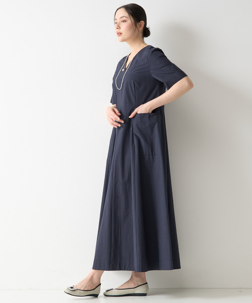 Tiara（ティアラ）の「《亀恭子さんコラボ》ワンピース（ワンピース・レディース・ベージュ/ネイビー・2/3）」の6枚目の写真