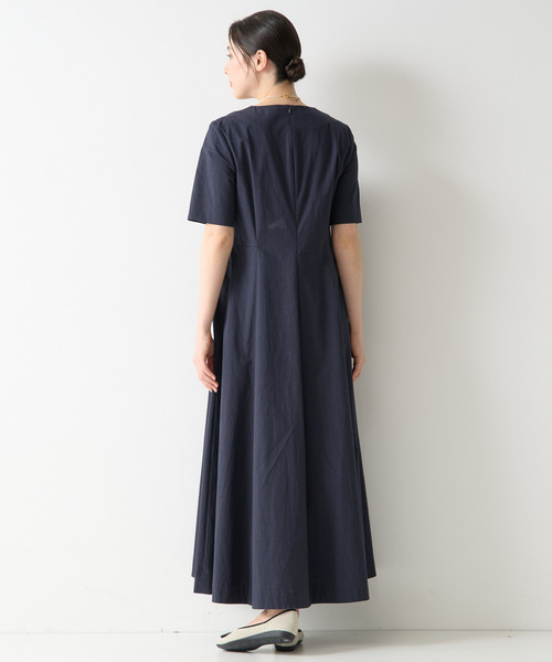 Tiara（ティアラ）の「《亀恭子さんコラボ》ワンピース（ワンピース・レディース・ベージュ/ネイビー・2/3）」の7枚目の写真