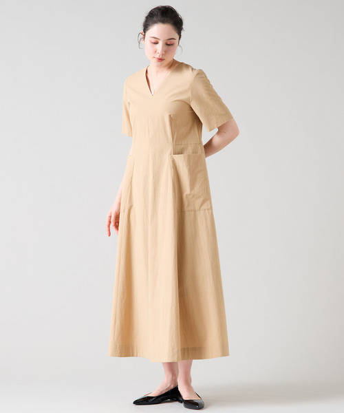 Tiara（ティアラ）の「《亀恭子さんコラボ》ワンピース（ワンピース・レディース・ベージュ/ネイビー・2/3）」の15枚目の写真