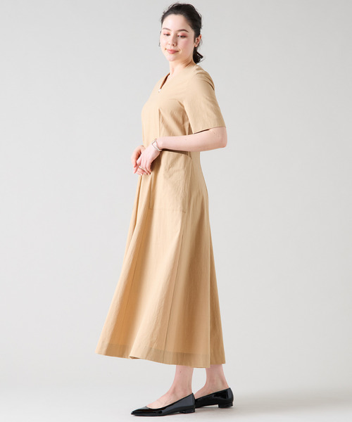 Tiara（ティアラ）の「《亀恭子さんコラボ》ワンピース（ワンピース・レディース・ベージュ/ネイビー・2/3）」の16枚目の写真