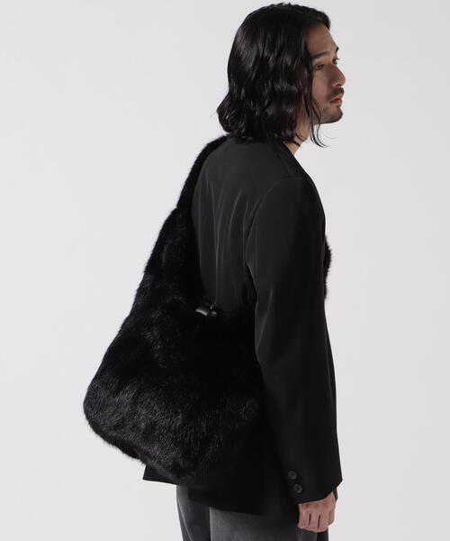 GEN_DAI（ゲンダイ）の「GEN_DAI/ゲンダイ/ FAKE FUR BAG（ショルダーバッグ・メンズ・ブラック・F）」の10枚目の写真