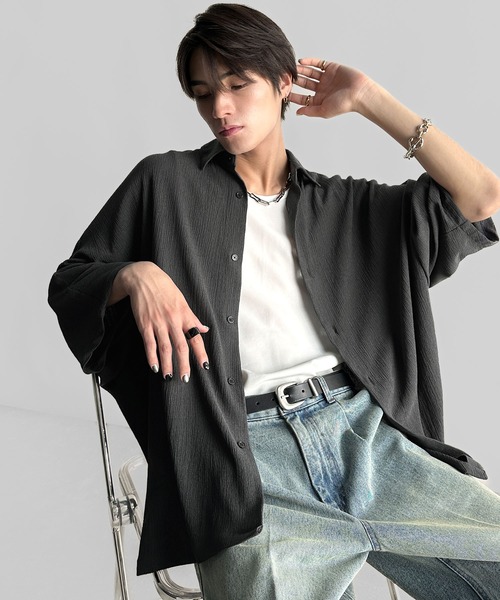 Classical Origin(クラシカルオリジン)の「【Classical Origin】「抜け感纏う。」リンクル加工ドレープドルマンシャツ/Wrinklefinish Dolman Sleeve Shirt(シャツ/ブラウス・メンズ・アイボリー/チャコール・ONE SIZE)」の4枚目の写真