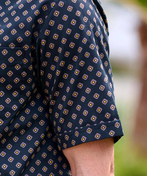 DRESSTERIOR(ドレステリア)の「ポートベロープリント ショートスリーブシャツ(シャツ/ブラウス・メンズ・ホワイト系5/ブラック系4・90/91/92/94)」の4枚目の写真