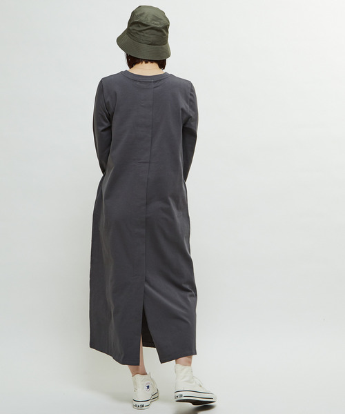 CONVERSE TOKYO（コンバーストウキョウ）の「RANDOM PANEL LONG-SLEEVE DRESS（ワンピース・レディース・ブラック/チャコールグレー/グレー・FREE）」の13枚目の写真