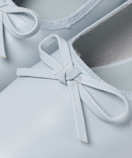 FOREVER 21(フォーエバー トゥエンティーワン)の「【2025SS】フラットベルトパンプス(パンプス・レディース・ブラック/ライトブルー・MEDIUM/LARGE)」の12枚目の写真