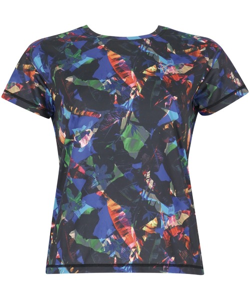 CW-X(シーダブリューエックス)の「「薄軽ランニングシャツ」 3分袖(Tシャツ/カットソー・レディース・ブラック/ライトピンク/ブルー/ライトグリーン/イエロー/エンジ/オリーブ/グレイッシュブルー/ダークグレー/ベージュ系その他/サックスブルー・L/M/S/LL)」の8枚目の写真