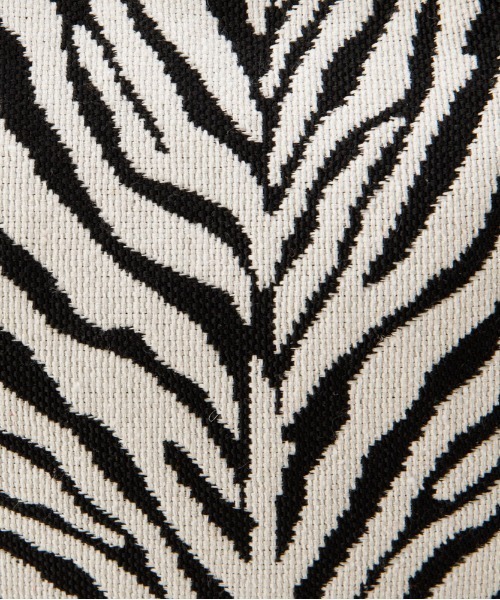 LE VERNIS（ル・ベルニ）の「LE VERNIS(ル・ベルニ)Sculpture bag S（ハンドバッグ・レディース・ホワイト/ブラック/ゼブラ・FREE）」の9枚目の写真