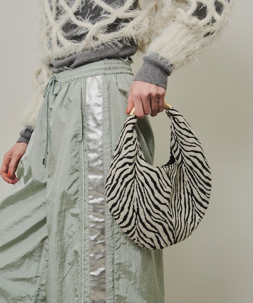 LE VERNIS(ル・ベルニ)Sculpture bag S（ハンドバッグ）｜LE
