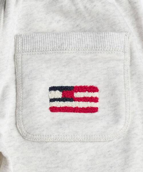TOMMY HILFIGER（トミーヒルフィガー）の「ヒルフィガーフラッグリラックススウェットパンツ（スウェットパンツ・キッズ・ライトグレー・160cm/150cm/140cm/130cm）」の9枚目の写真
