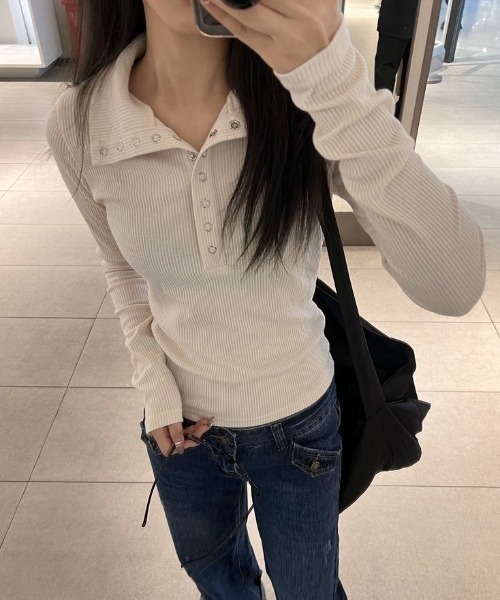 lilful(リルフル)の「カットリブ 襟ヘンリーネック シンプルロンT(Tシャツ/カットソー・レディース・チャコール/アイボリー・M/L)」の13枚目の写真