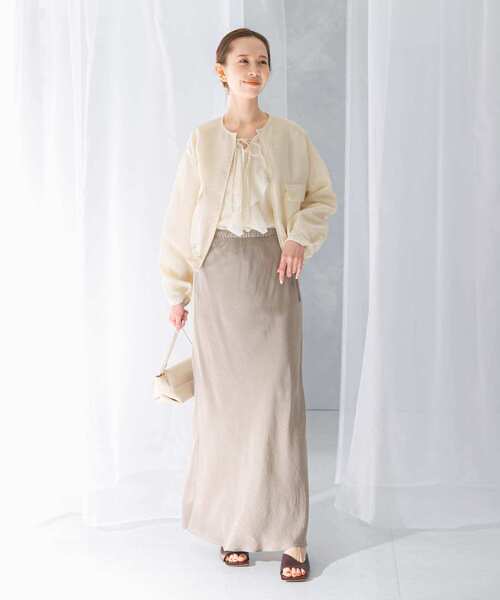 URBAN RESEARCH ROSSO WOMEN(アーバンリサーチ ロッソ)の「キュプラバイヤススカート(スカート・レディース・ベージュ/ネイビー・36/38)」の9枚目の写真