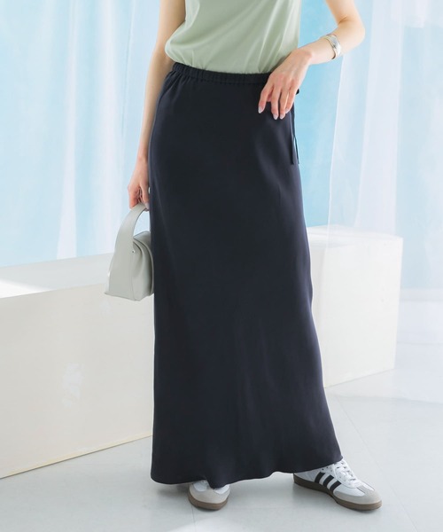 URBAN RESEARCH ROSSO WOMEN(アーバンリサーチ ロッソ)の「キュプラバイヤススカート(スカート・レディース・ベージュ/ネイビー・36/38)」の10枚目の写真