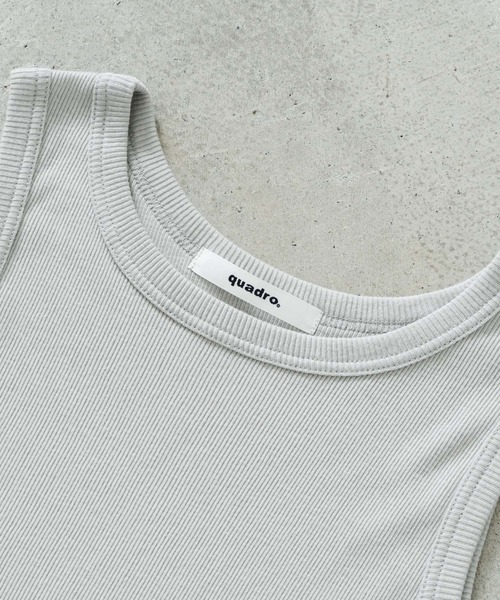 quadro(クオドロ)の「パールコットテレコアメリカンスリーブ(Tシャツ/カットソー・レディース・オフホワイト/ライトグレー/チャコール・FREE)」の9枚目の写真