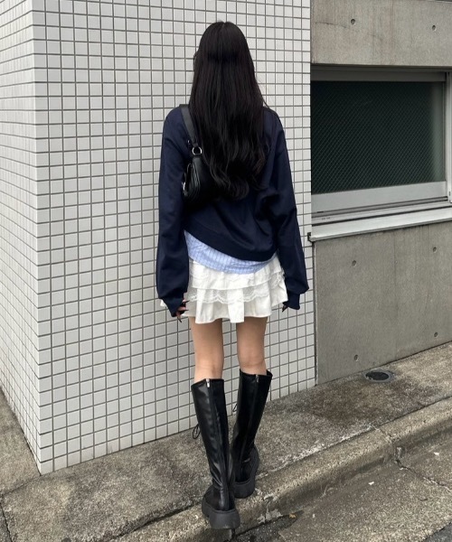 nemne store(ネンネストア)の「シャツドッキングスウェット(スウェット・レディース・杢グレー/ネイビー・MEDIUM/SMALL)」の5枚目の写真