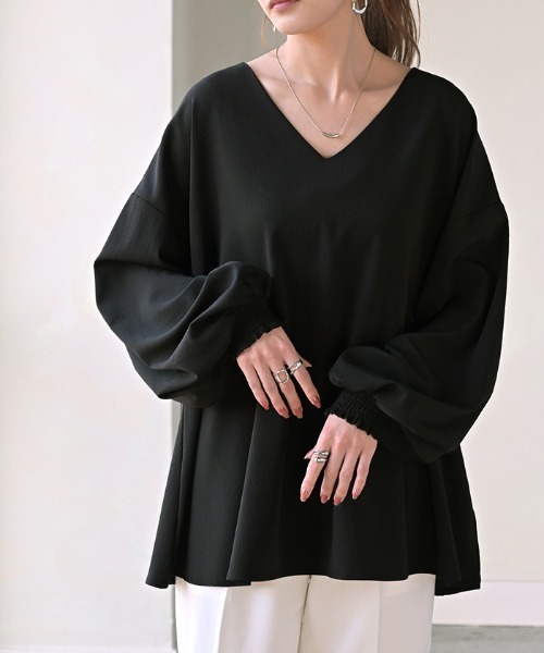 HUG.U(ハグユー)の「シワになりにくい 美・楊柳シャツ 長袖ver.(シャツ/ブラウス・レディース・ホワイト/イエロー/ブラック/サンドベージュ/テラコッタ/ブルー・FREE)」の1枚目の写真