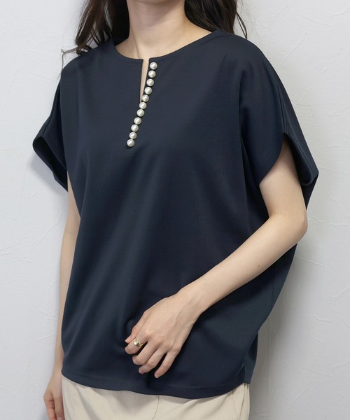Aletta vita(アレッタビータ)の「ポンチラインパールコクーンプルオーバー(Tシャツ/カットソー・レディース・ネイビー/ブラック/オフホワイト・FREE)」の3枚目の写真