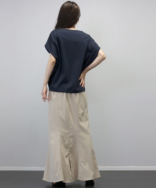 Aletta vita(アレッタビータ)の「ポンチラインパールコクーンプルオーバー(Tシャツ/カットソー・レディース・ネイビー/ブラック/オフホワイト・FREE)」の10枚目の写真
