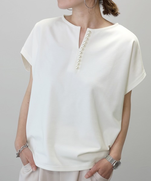 Aletta vita(アレッタビータ)の「ポンチラインパールコクーンプルオーバー(Tシャツ/カットソー・レディース・ネイビー/ブラック/オフホワイト・FREE)」の5枚目の写真