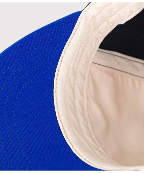 PETIT BATEAU（プチバトー）の「ロゴ入りキャップ（ハット・キッズ・ブルー系その他・6MONTH/18MONTH/36MONTH）」の5枚目の写真