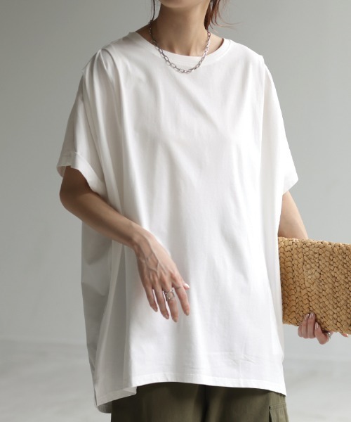 HUG.U（ハグユー）の「ひんやり。接触冷感 Tシャツ（Tシャツ/カットソー・レディース・アイボリー/オレンジ/ブラック/ホワイト/ライトブルー・FREE）」の2枚目の写真