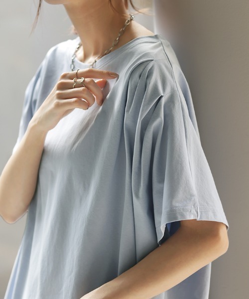 HUG.U（ハグユー）の「ひんやり。接触冷感 Tシャツ（Tシャツ/カットソー・レディース・アイボリー/オレンジ/ブラック/ホワイト/ライトブルー・FREE）」の4枚目の写真