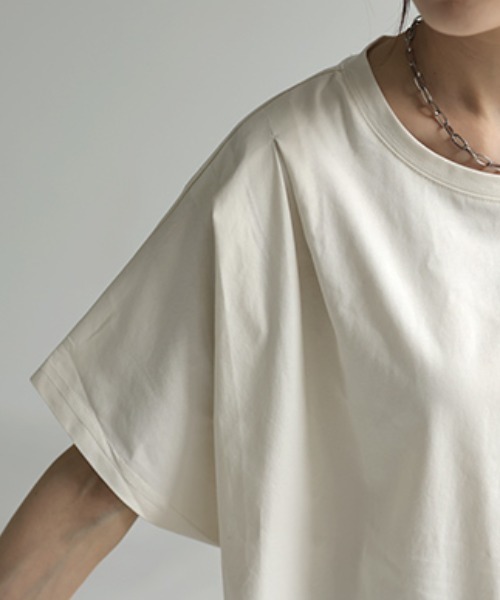 HUG.U（ハグユー）の「ひんやり。接触冷感 Tシャツ（Tシャツ/カットソー・レディース・アイボリー/オレンジ/ブラック/ホワイト/ライトブルー・FREE）」の10枚目の写真