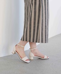 Mode et Jacomo（モードエジャコモ）の「アンクルストラップサンダル（サンダル）」