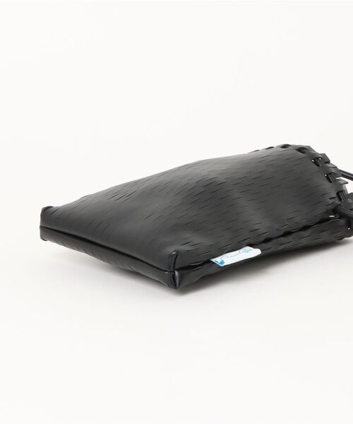 BarcosBlue（バルコスブルー）の「【BarcosBlue/バルコスブルー】カットデザインミニショルダーバッグ（ショルダーバッグ・レディース・ブラック/アイボリー・ONE SIZE）」の9枚目の写真