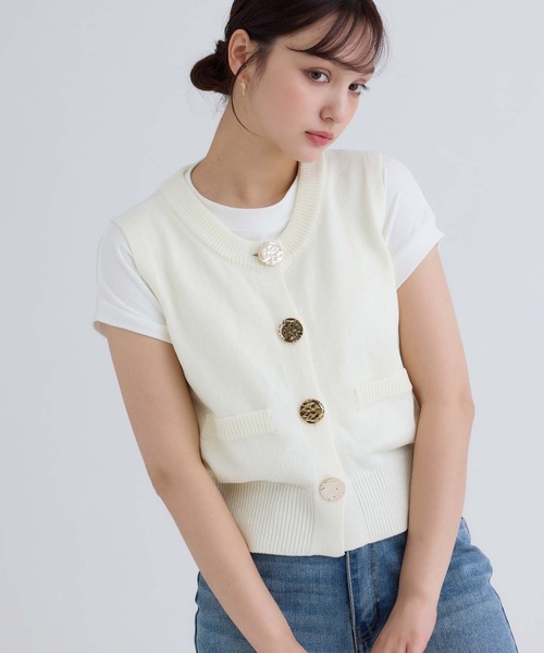 fifth(フィフス)の「シンプルフィットTシャツ(Tシャツ/カットソー・レディース・ホワイト/ブラック/ベージュ・M)」の18枚目の写真