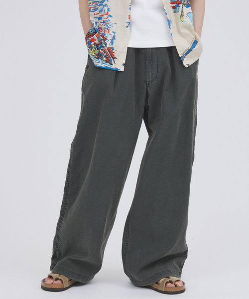 JOURNAL STANDARD(ジャーナルスタンダード)の「ピグメントフェード オーバーパンツ(その他パンツ・メンズ・カーキ/ブラウン/チャコールグレー・SMALL/LARGE/MEDIUM)」の2枚目の写真