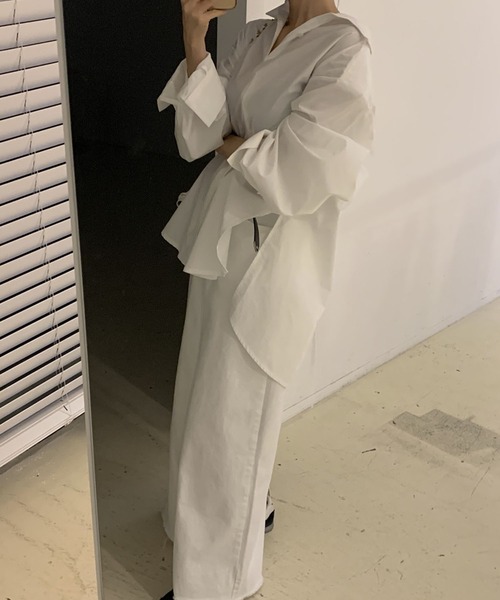 meJane（ミージェーン）の「バックオープンリボン 長袖シャツ（シャツ/ブラウス・レディース・ネイビー/ホワイト・FREE）」の5枚目の写真