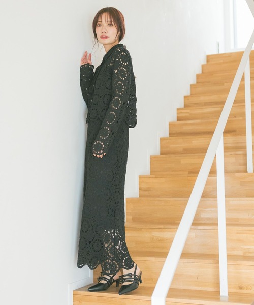 mysty woman（ミスティウーマン）の「クロシェシャツカーデ  493904（カーディガン/ボレロ・レディース・ブラック/アイボリー・FREE）」の5枚目の写真