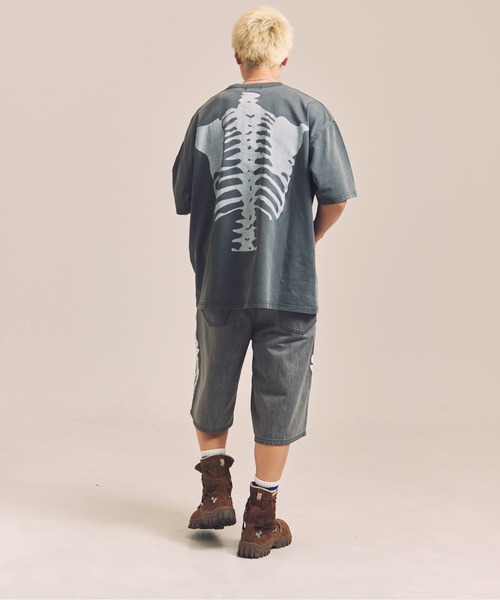 VANSON（ヴァンソン）の「VANSON-SKELTON BONES-Pigment Dyed Tee（Tシャツ/カットソー・メンズ・ブラック・M/L/XL）」の18枚目の写真
