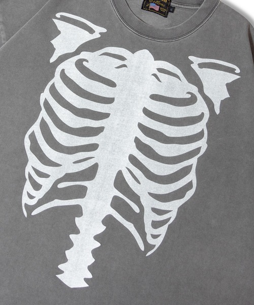 VANSON（ヴァンソン）の「VANSON-SKELTON BONES-Pigment Dyed Tee（Tシャツ/カットソー・メンズ・ブラック・M/L/XL）」の13枚目の写真
