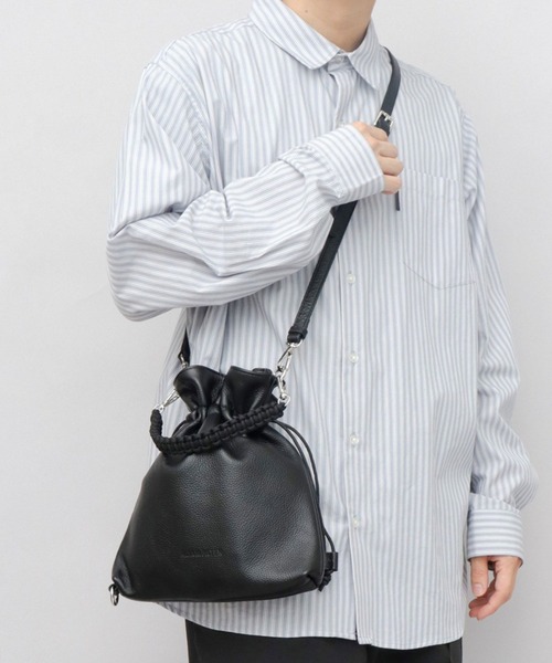 ADAM PATEK（アダムパテック）の「本革 レザー 2WAY 巾着 ハンド ミニショルダーバッグ（ショルダーバッグ・メンズ・ブラック・FREE）」の2枚目の写真