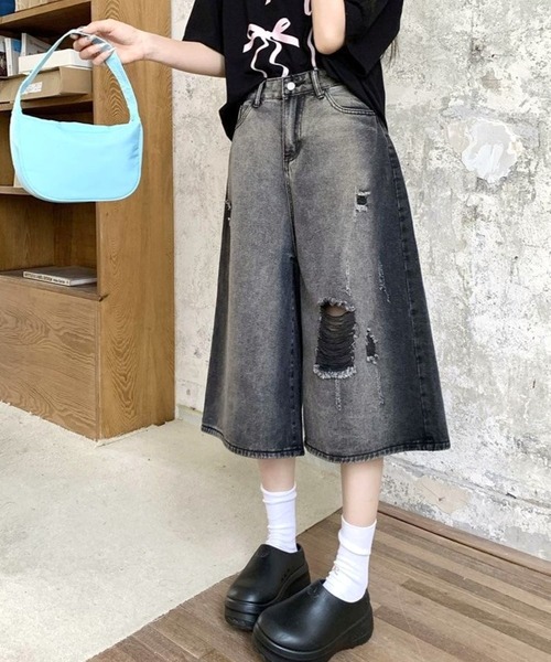 CANVAS+(キャンバスプラス)の「【CANVAS+】ダメージルーズストリートハーフパンツ(デニムパンツ・レディース・ブラック・LL/L/M/S)」の5枚目の写真