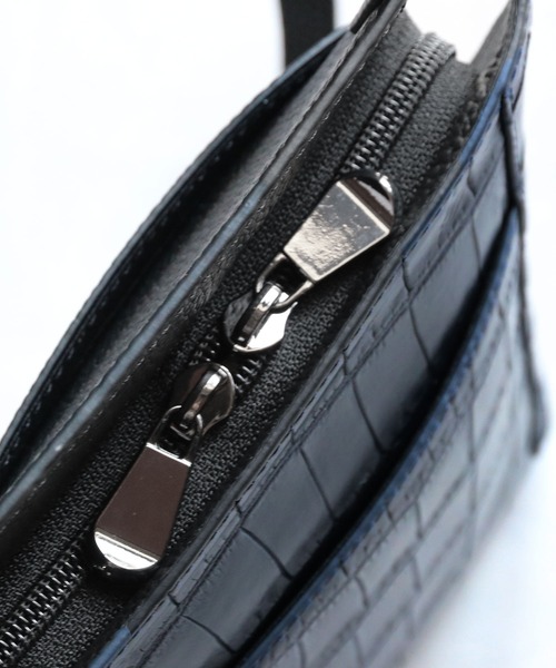 sankyo shokai(サンキョウショウカイ)の「クロコダイル スマホショルダー マット加工(ショルダーバッグ・メンズ・ブラック/ホワイト/ネイビー・FREE)」の10枚目の写真