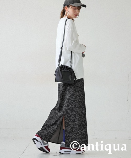antiqua(アンティカ)の「和柄ロングスカート(スカート・レディース・ブラック・ONESIZE)」の11枚目の写真