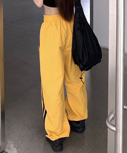 almo(アルモ)の「PT サイドラインナイロンパンツ(se)(その他パンツ・レディース・グレー/イエロー・FREE)」の11枚目の写真
